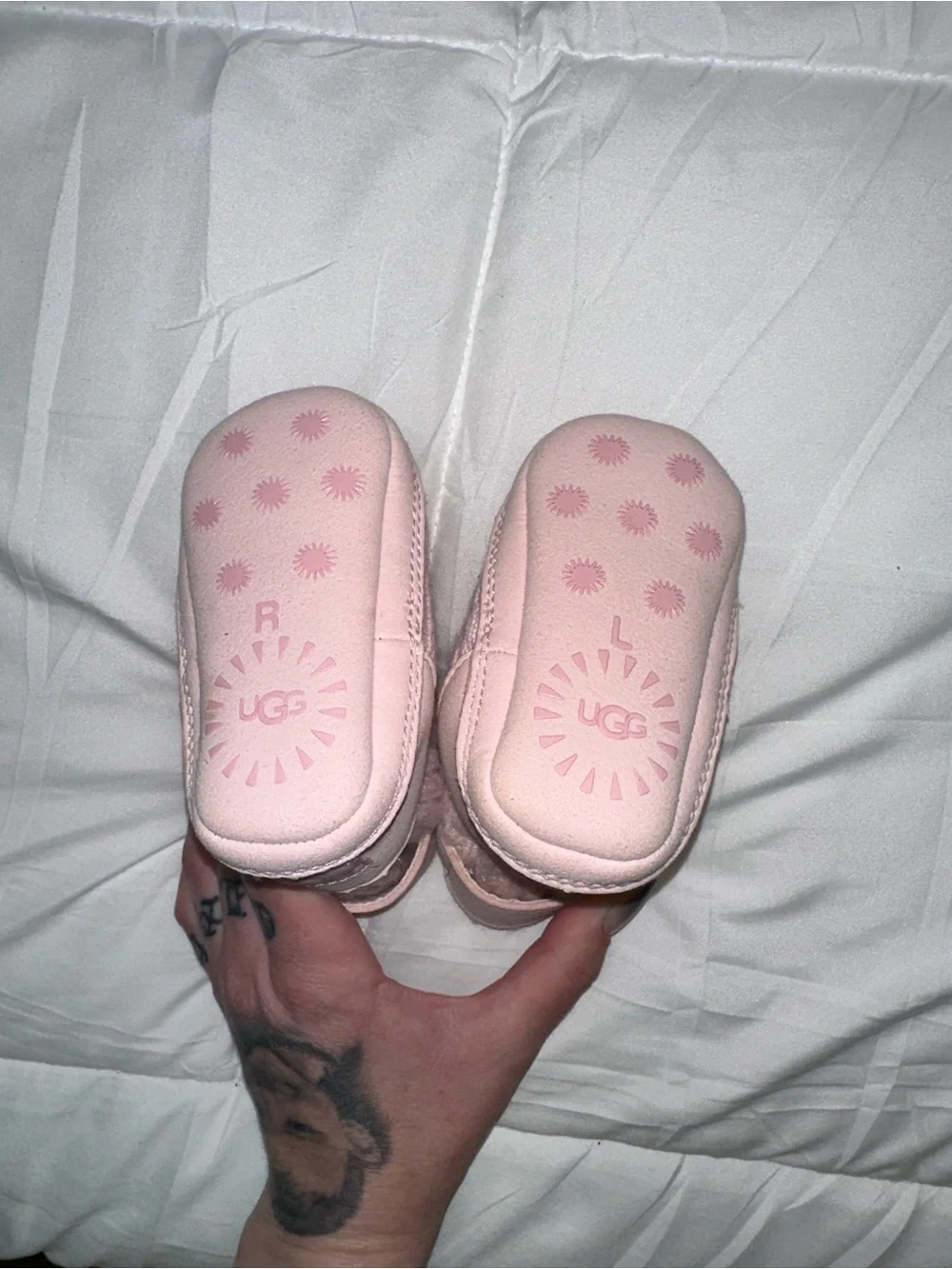 UGG | Baby Skylar Seashell Pink Knit Booties | Size 0/1 (0-6m)
